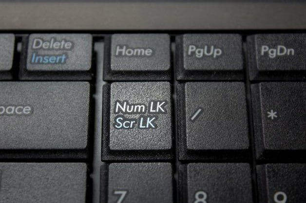 Не работает клавиатура на ноутбуке — что делать?